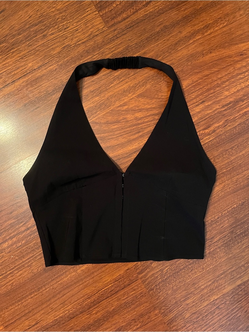 Pull & Bear - Halter Crop Top